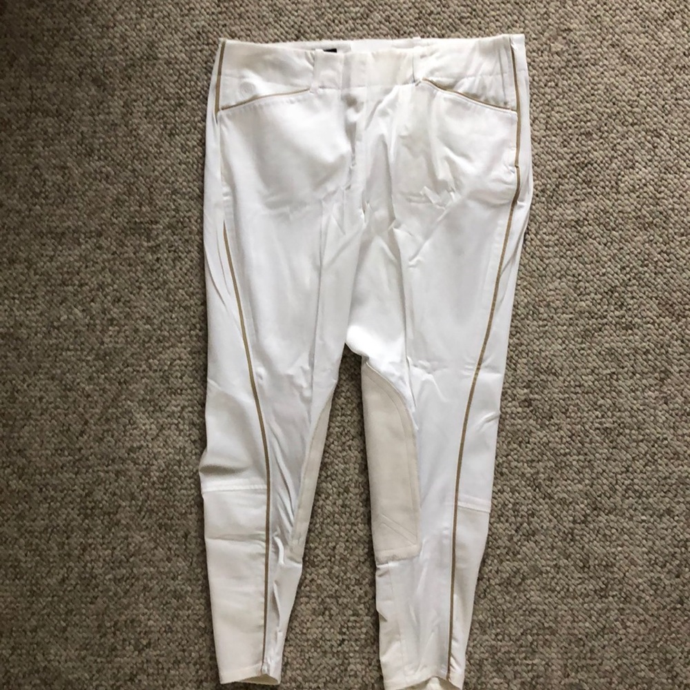 Ariat breeches. White. 32R